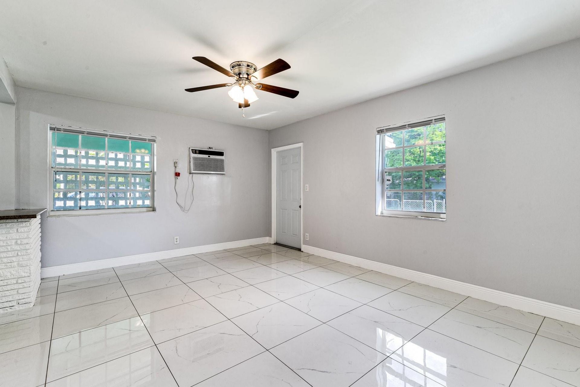 1406 NW 11th Street, Fort Lauderdale, FL 33311 Photo
