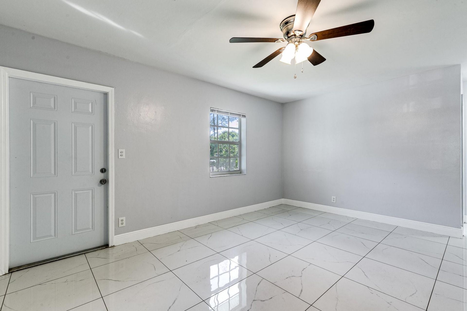 1406 NW 11th Street, Fort Lauderdale, FL 33311 Photo