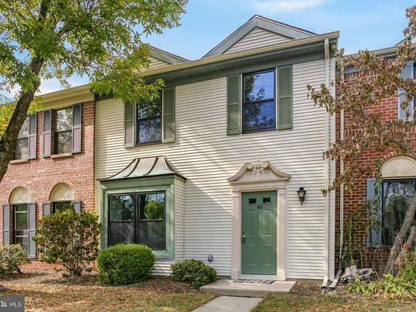 42 ONEILL CT, LAWRENCEVILLE, NJ 08648