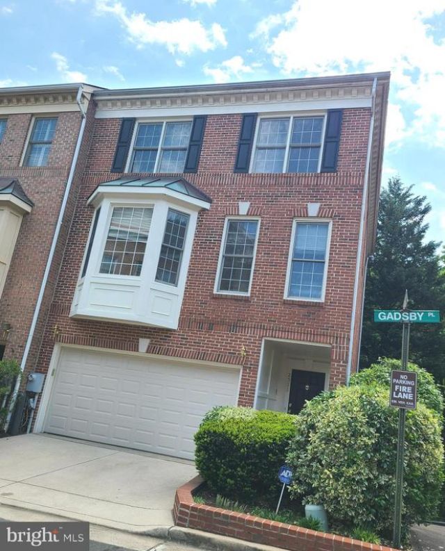 2511 Gadsby Place, Alexandria, VA 22311 Main Photo