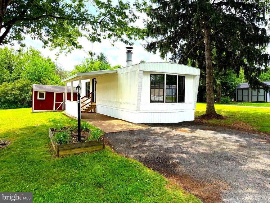 6 Magnolia Lane, Carlisle, PA 17015 Main Photo