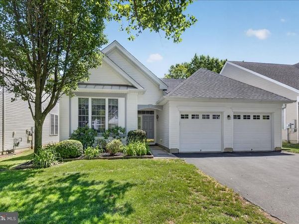 132 EINSTEIN WAY, CRANBURY, NJ 08512