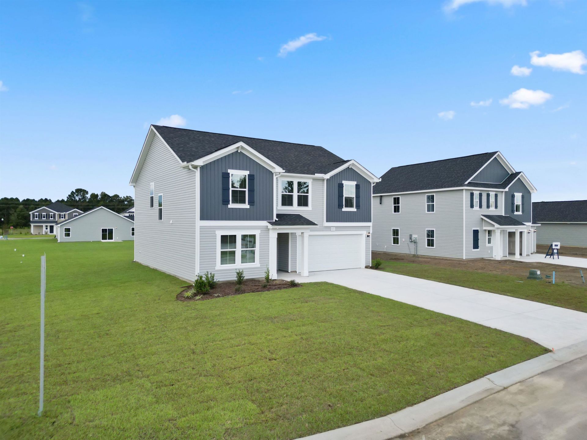 952 Caswell Dr. Photo 3
