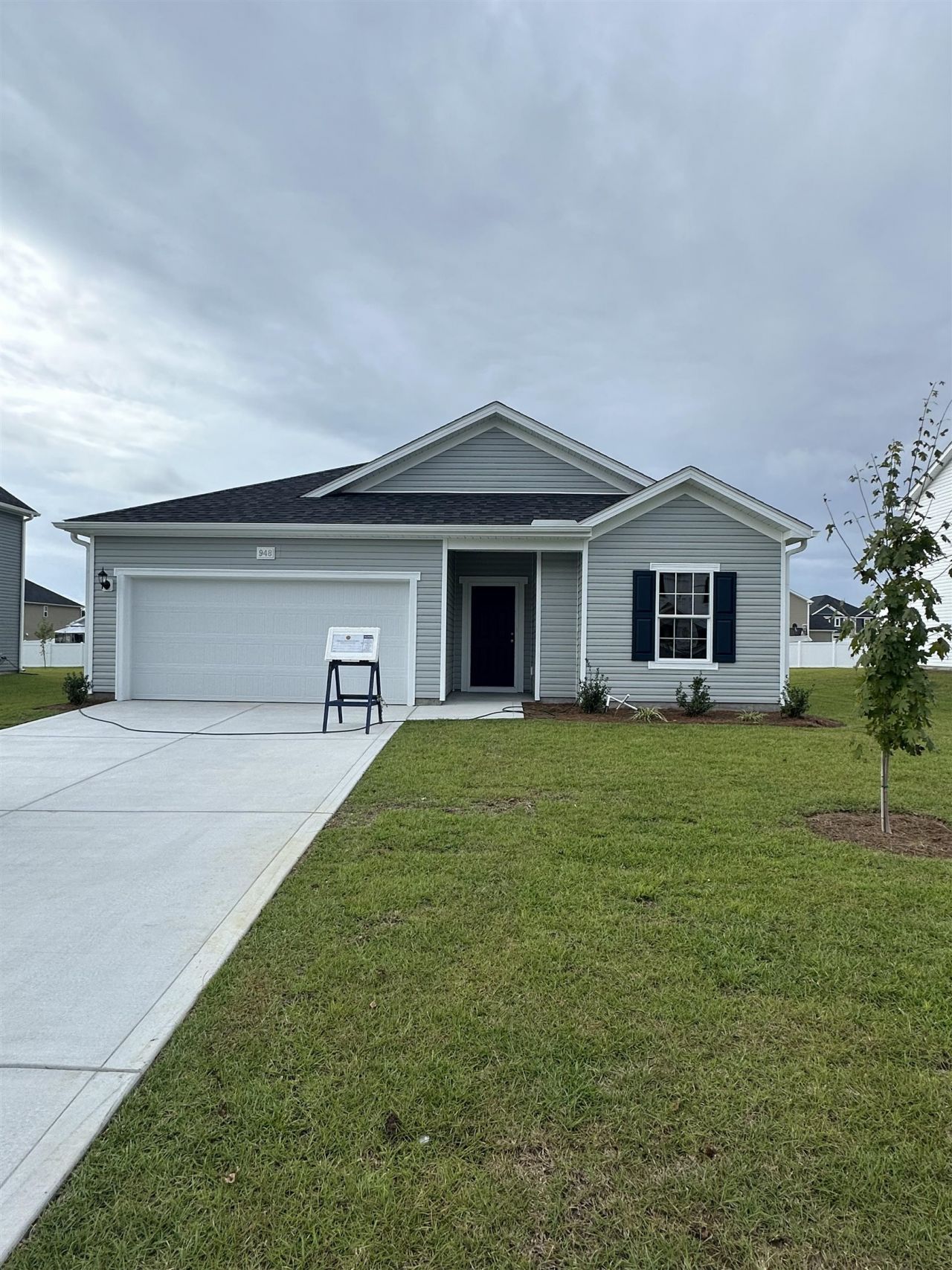 948 Caswell Dr. Photo 1