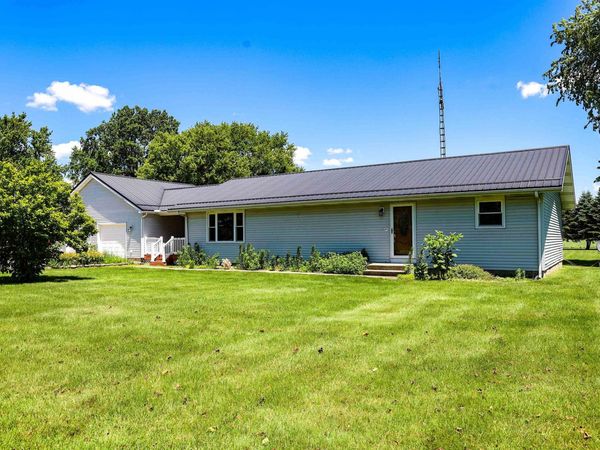 3571 N 250 East, Rensselaer, IN 47978