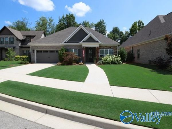 26 Cobbs Cove Way SE, Huntsville, AL 35803