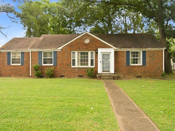 2108 Brookline Drive NW, Huntsville, AL 35810