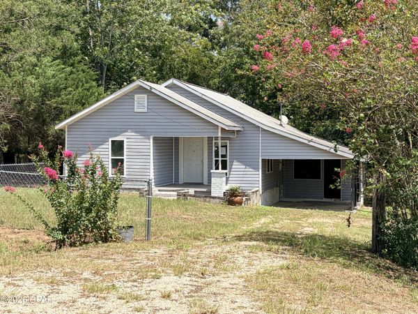 1123 Highway 171, Graceville, FL 32440