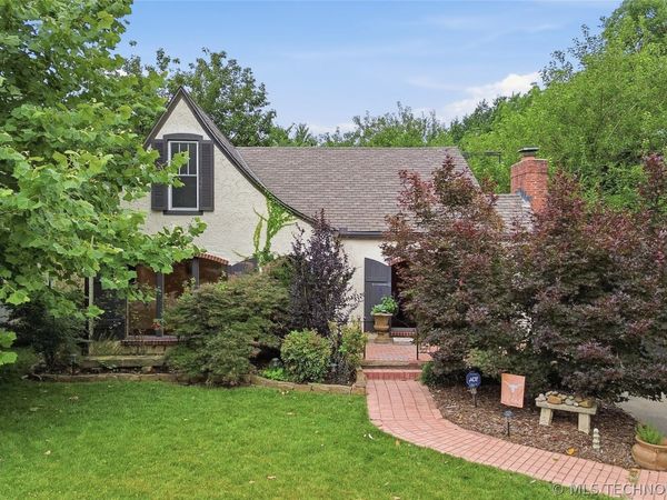 3172 S Woodward Boulevard , Tulsa, OK 74105