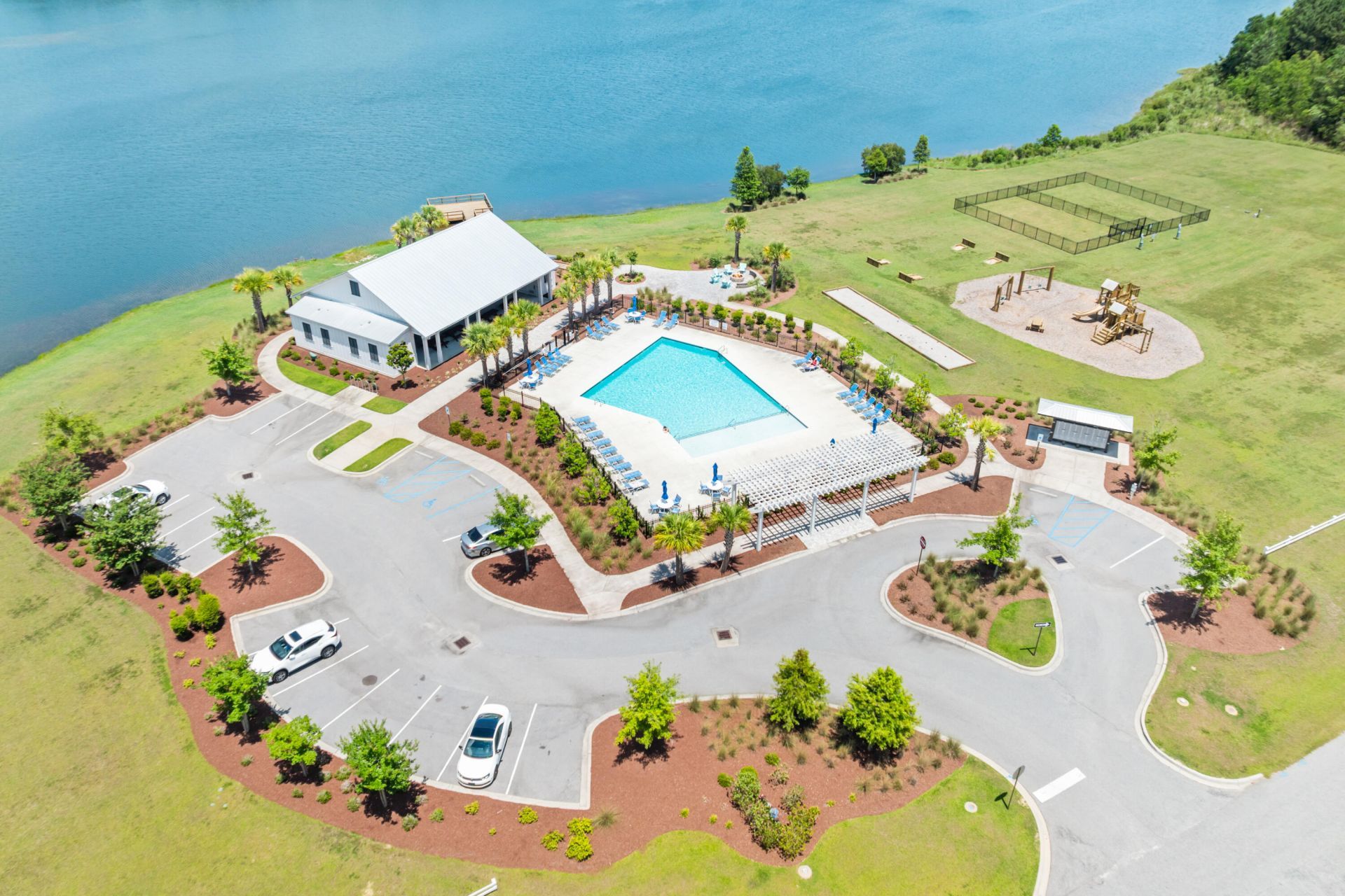 571 Pontoon Road Photo 10
