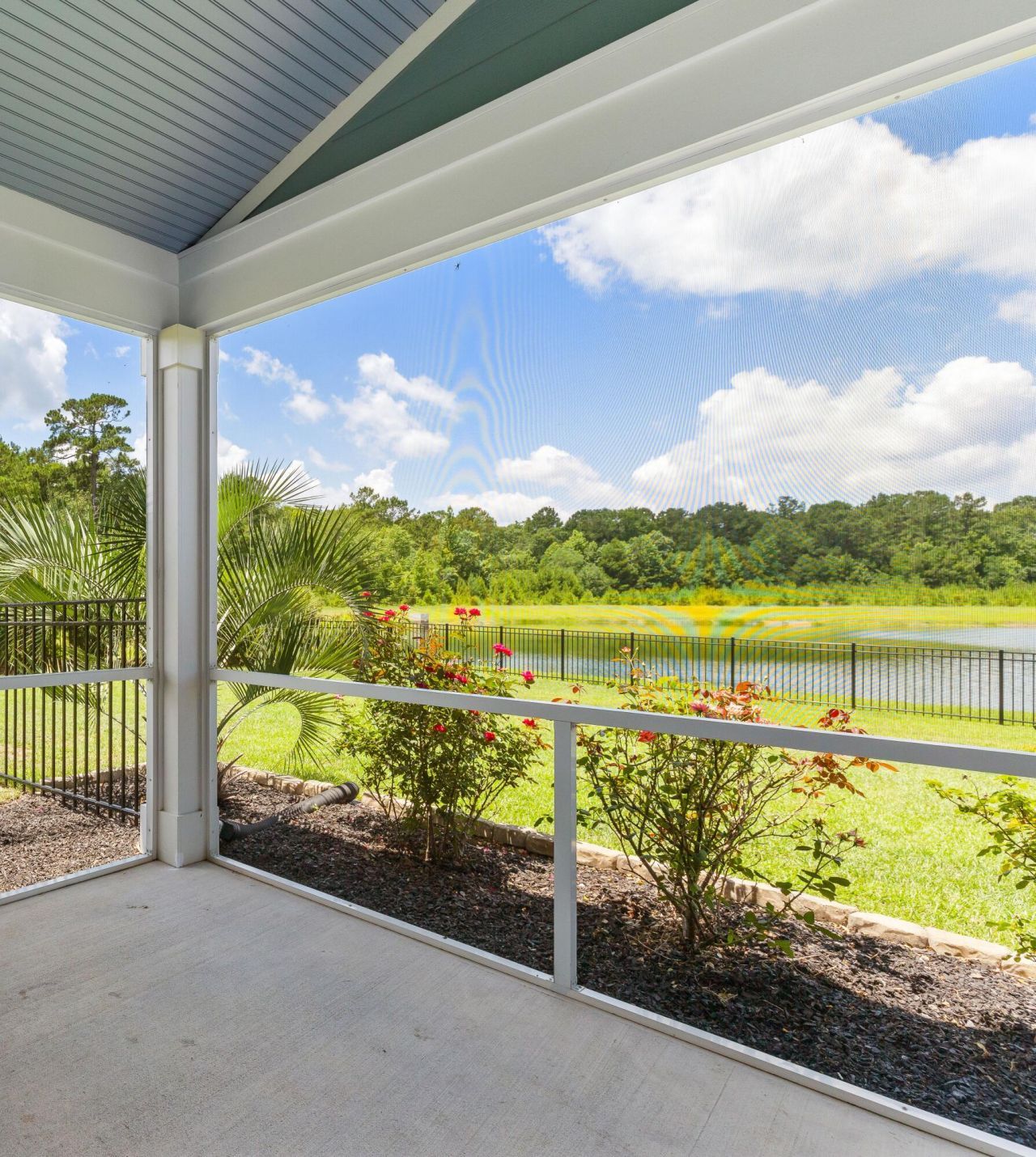 571 Pontoon Road Photo 38