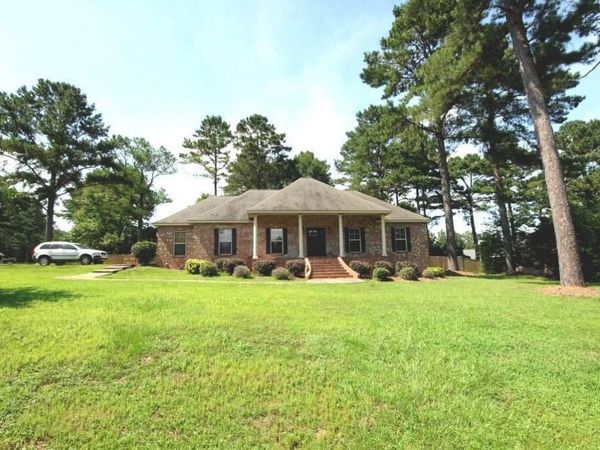 1 Pine Meadow Loop, Hattiesburg, MS 39402