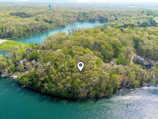 2235 S Konstanz Drive , Innsbrook, MO 63390