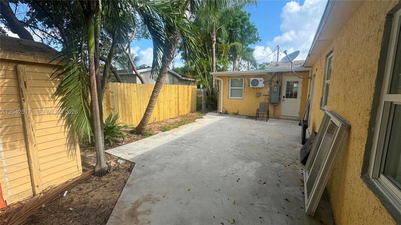 Please Call For Address, Miami, FL 33167 Photo