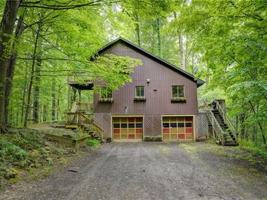 2880 Arcadia Zurich Norris Road , Newark, NY 14513