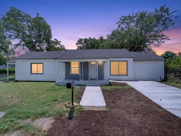 5301 Scoggins Street, Sansom Park, TX 76114