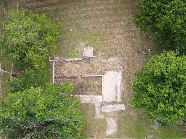 502 N Denison Street , Bells, TX 75414