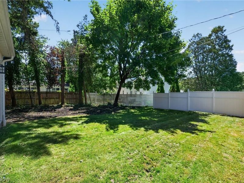 1807 Wicliff Avenue NE, Massillon, OH 44646 Photo 8