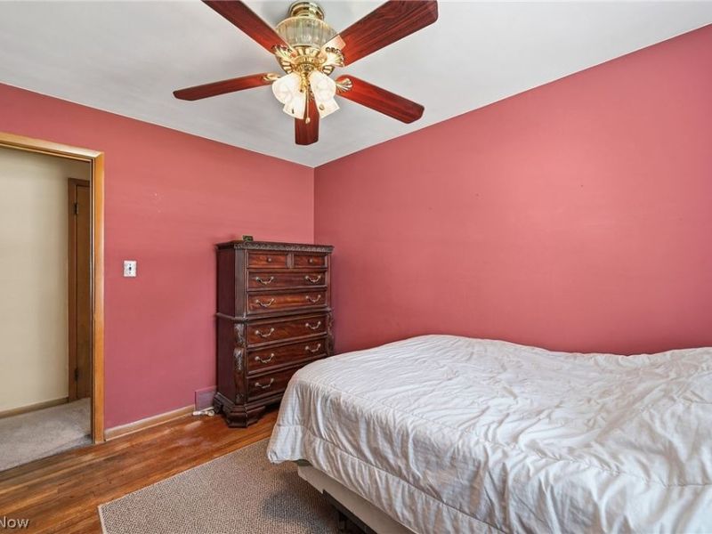 10821 Woodview Boulevard, Parma Heights, OH 44130 Photo 16