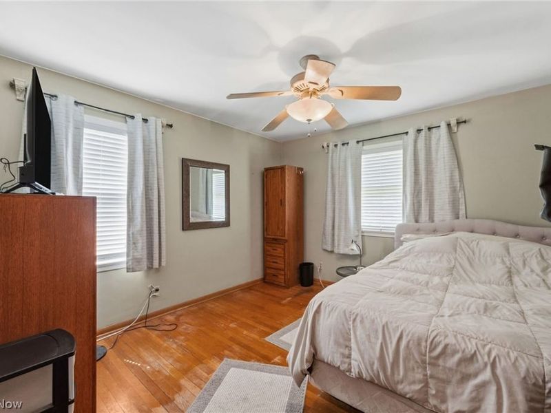 10821 Woodview Boulevard, Parma Heights, OH 44130 Photo 18