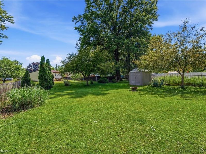 10821 Woodview Boulevard, Parma Heights, OH 44130 Photo 34