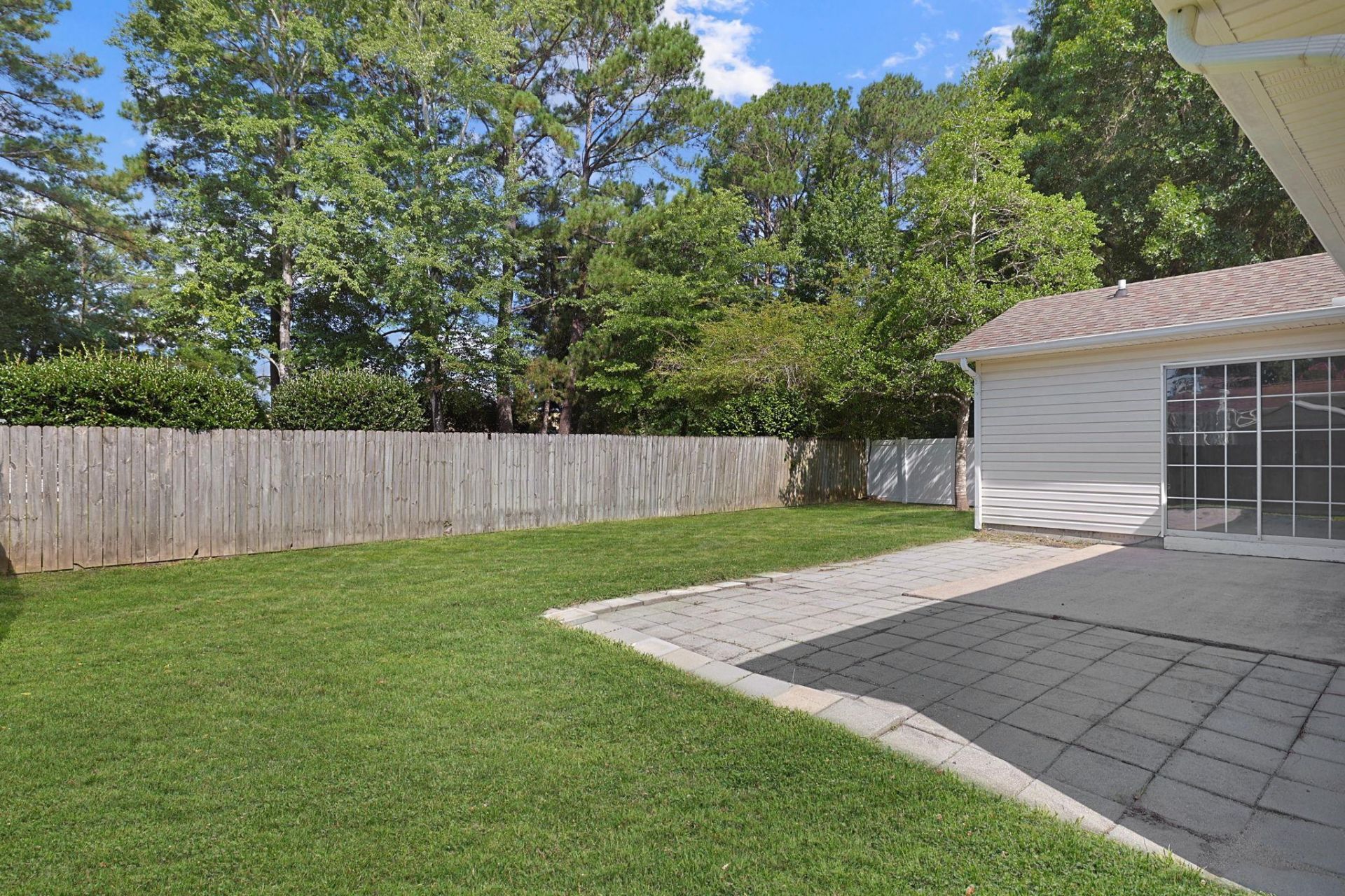 2835 Temperance Dr. Photo 28