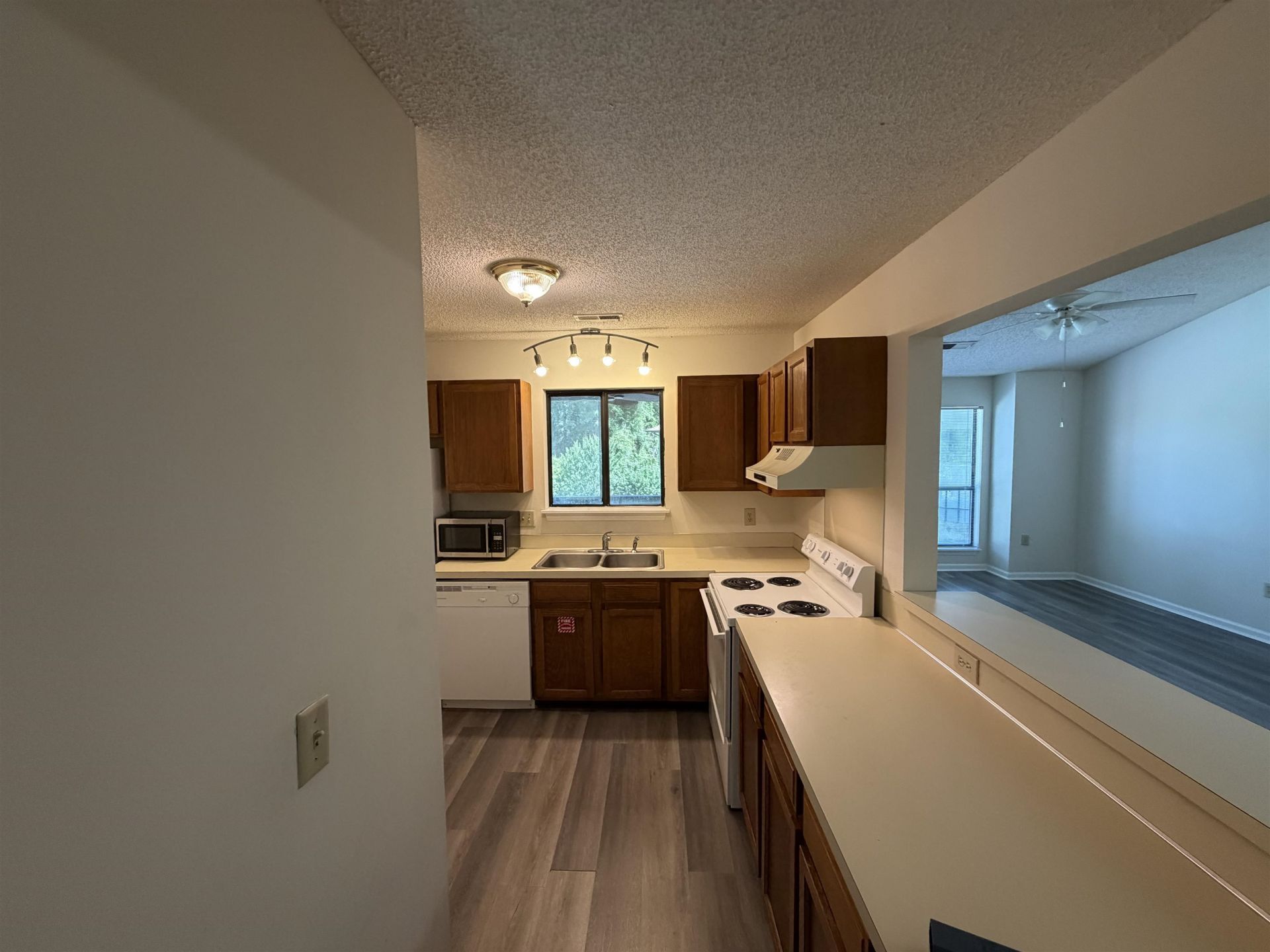 104 Indian Wells Ct. Photo 13
