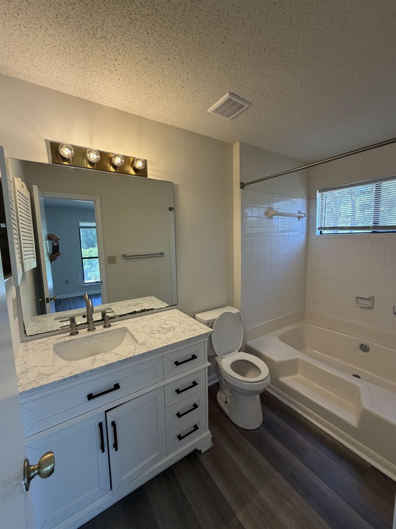 104 Indian Wells Ct. Photo 16
