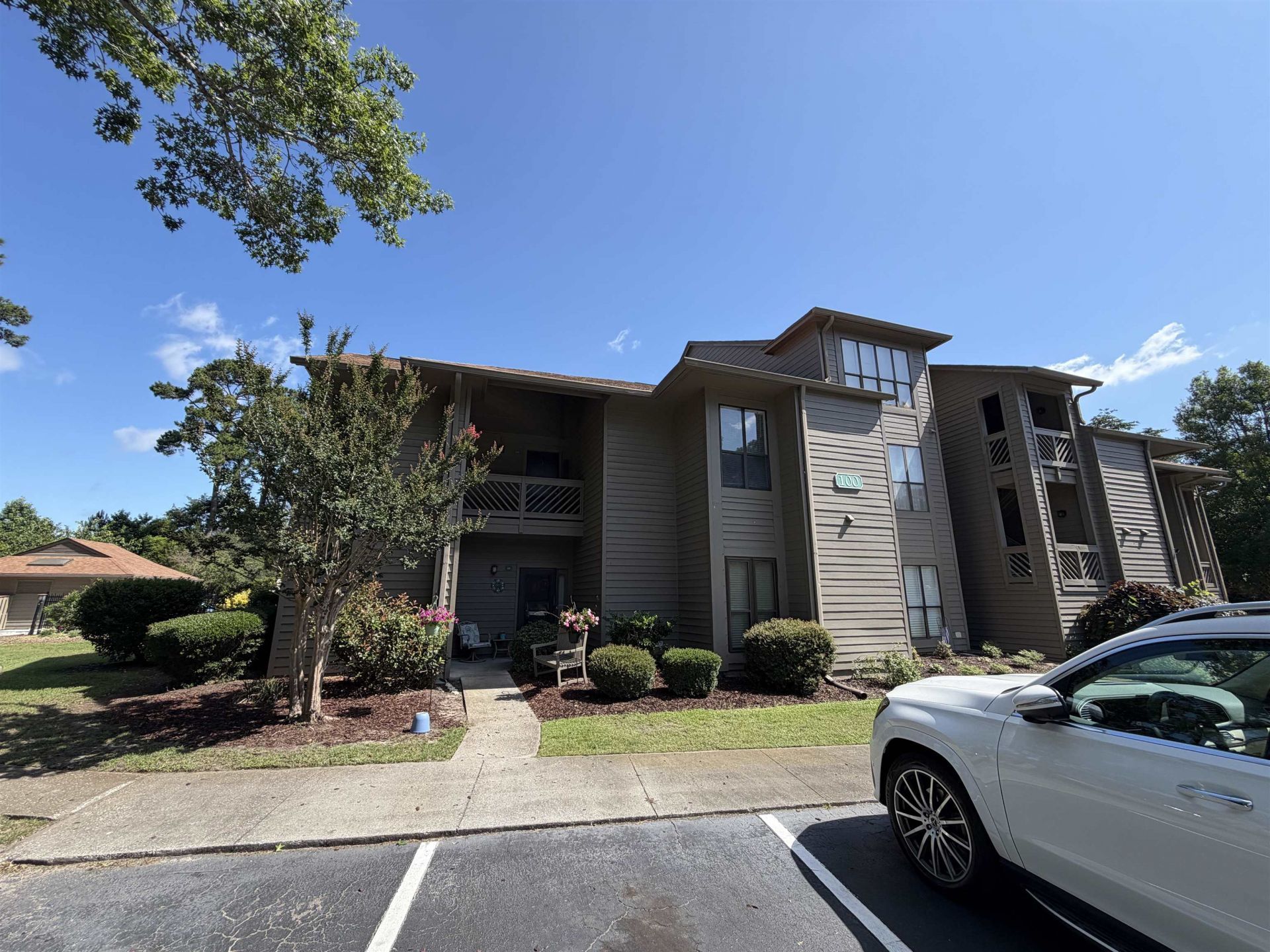 104 Indian Wells Ct. Photo 2