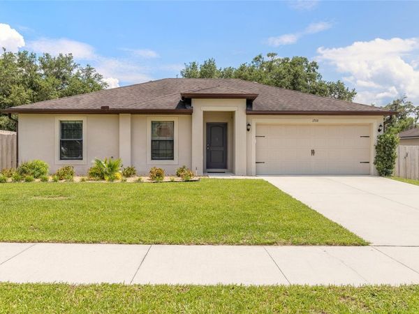 1708 WINDWARD OAKS DRIVE , DELAND, FL 32720