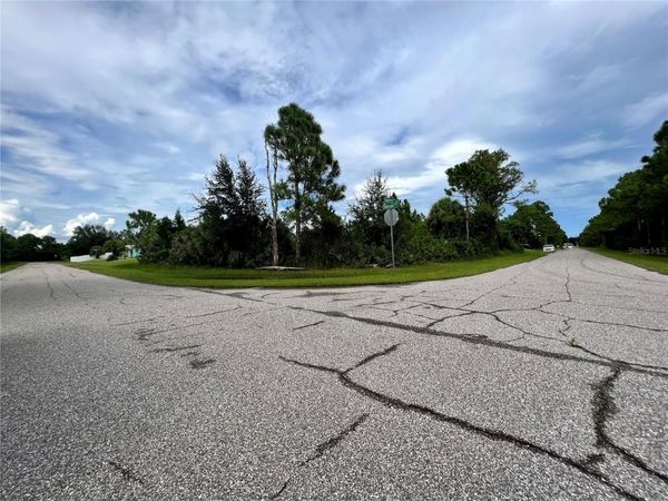 12068 ALUMNA AVENUE , PORT CHARLOTTE, FL 33981
