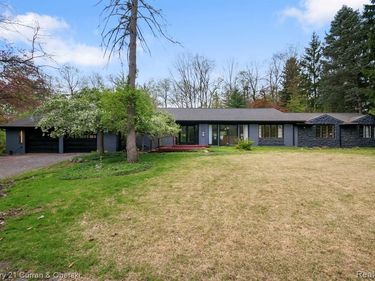 27869 Old Colony Street, Farmington Hills, MI 48334