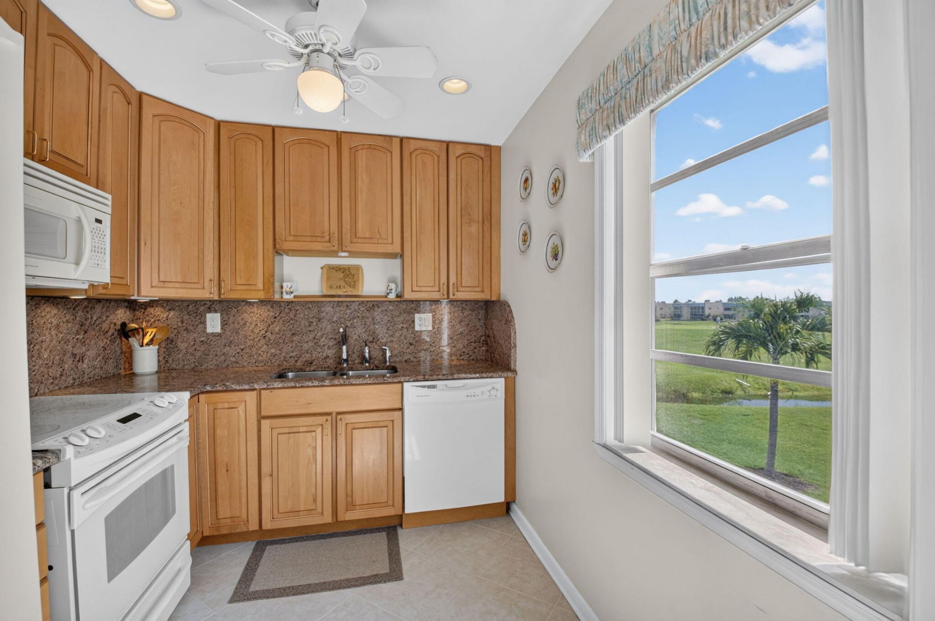323 Capri G, Unit 323, Delray Beach, FL 33484 Photo