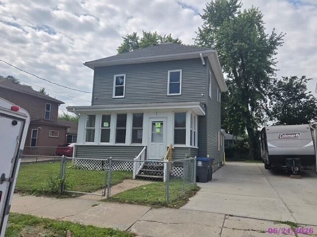 727 W Washington Avenue, Council Bluffs, IA 51503 Main Photo