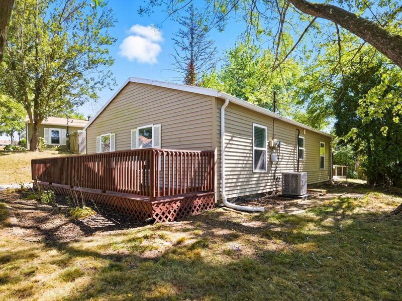 455 Lakeview Drive, Johnstown, OH 43031 Photo 3