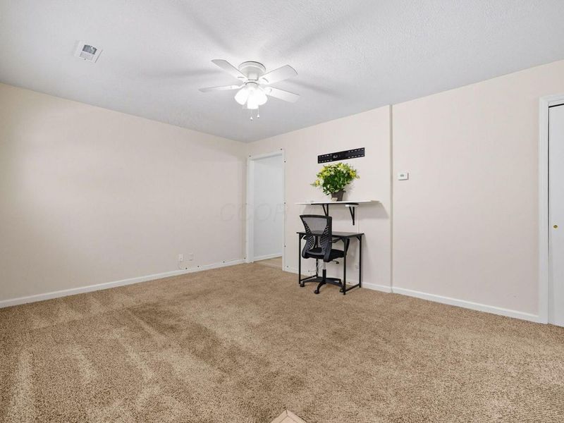455 Lakeview Drive, Johnstown, OH 43031 Photo 6