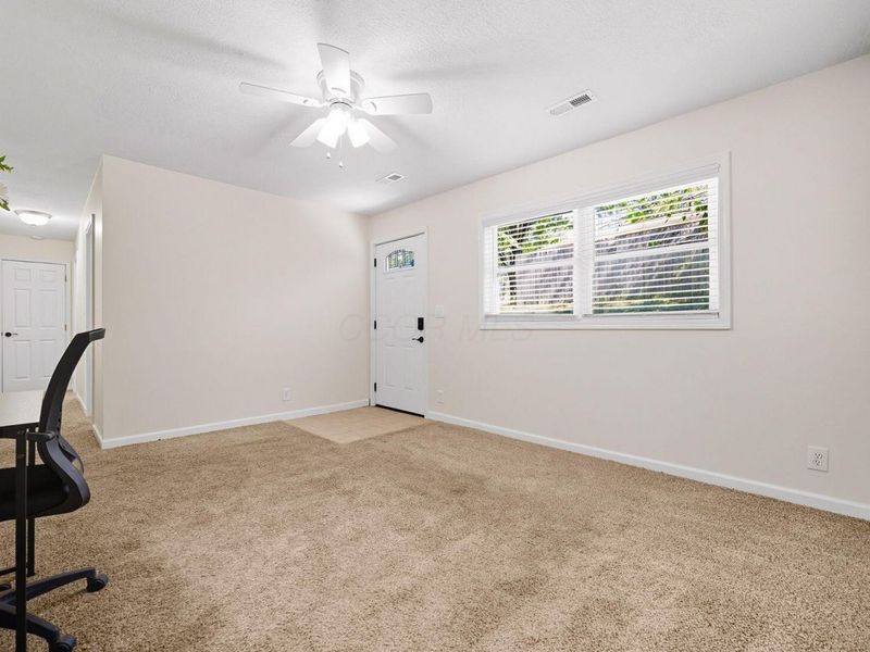 455 Lakeview Drive, Johnstown, OH 43031 Photo 8