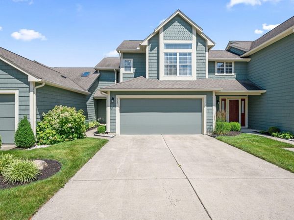 908 Cambridge Circle, Troy, OH 45373