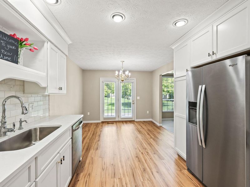 908 Cambridge Circle, Troy, OH 45373 Photo 14