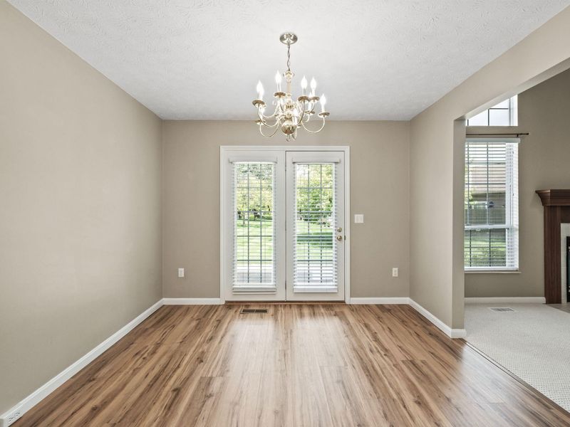 908 Cambridge Circle, Troy, OH 45373 Photo 15