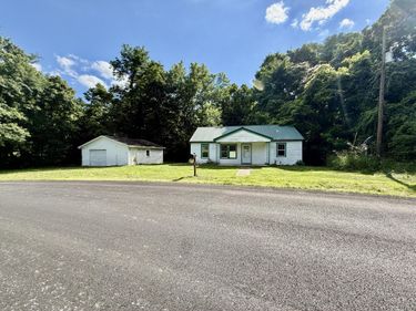 115 Military Road, Herndon, KY 42236