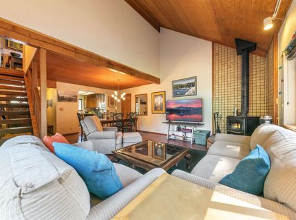 10414 Martis Valley Road, Truckee, CA 96161 Photo