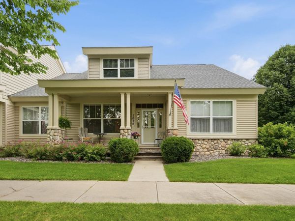 1610 Riverspointe Court, Anoka, MN 55303