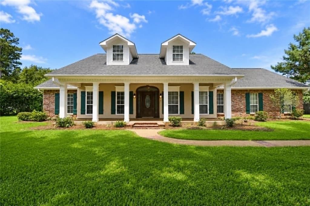 https://cdn02.deltamediagroup.com/listing_photos/active/18773/187726915/1.jpg?hash=a6bf23f3a505579e53e5ea846df32a40 Photo 12