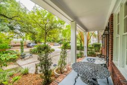 114 Live Oak Drive photo 4