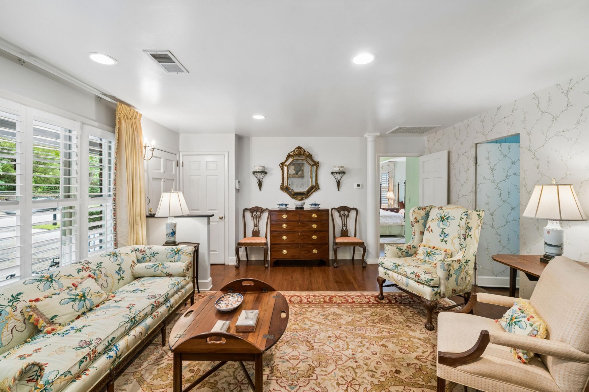 114 Live Oak Drive Photo 8