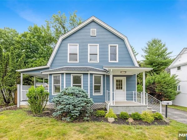 16 Clarke Street, CLOSTER, NJ 07624