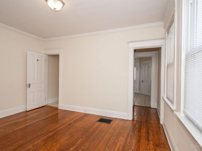 2927 Bellevue Avenue, Cincinnati, OH 45219 Photo 6