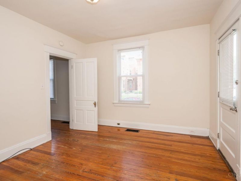 2927 Bellevue Avenue, Cincinnati, OH 45219 Photo 8