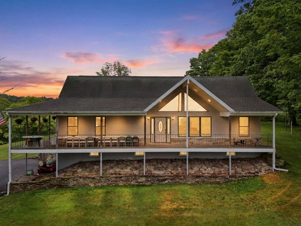 43 Turkey Ridge, Tyler Hill, PA 18469
